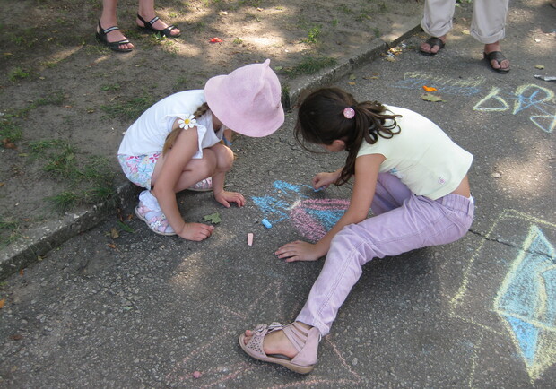 В Харькове прошел конкурс детского рисунка. Фото из архива"В городе".