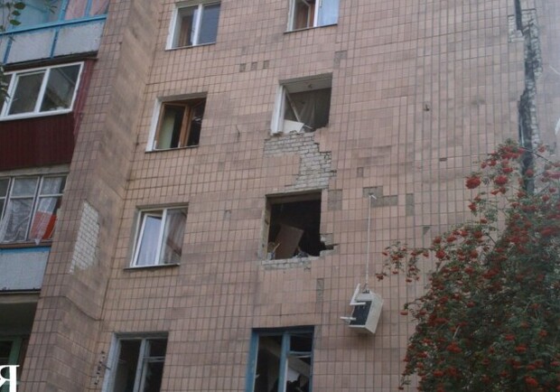 Сегодня около 11 утра на Новых Домах взорвалась одна из квартир многоэтажки. Фото: «Харьков 1-я столица» (сеть "Вконтакте")