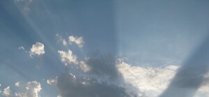 В Харькове над взорвавшимся домом проявилась 