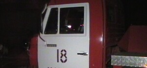 На пожаре на улице Блюхера обгорели двое людей