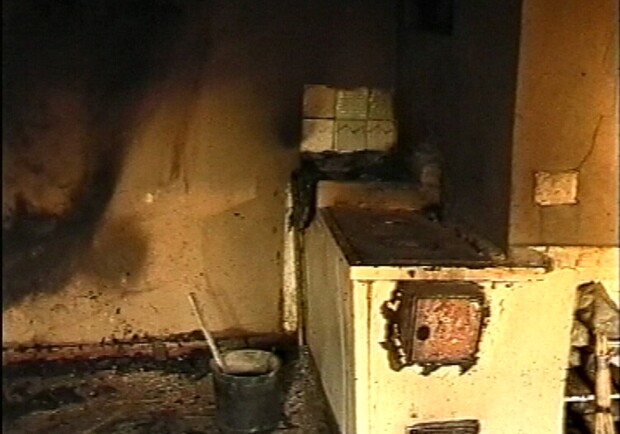 Пожар произошел из-за неисправности печного отопления. Фото с сайта ГТУ МЧС Украины в Харьковской области.