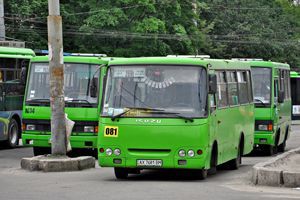 Со вчерашнего дня по городу начались проверки автобусов. Фото с сайта Харьковского горсовета.