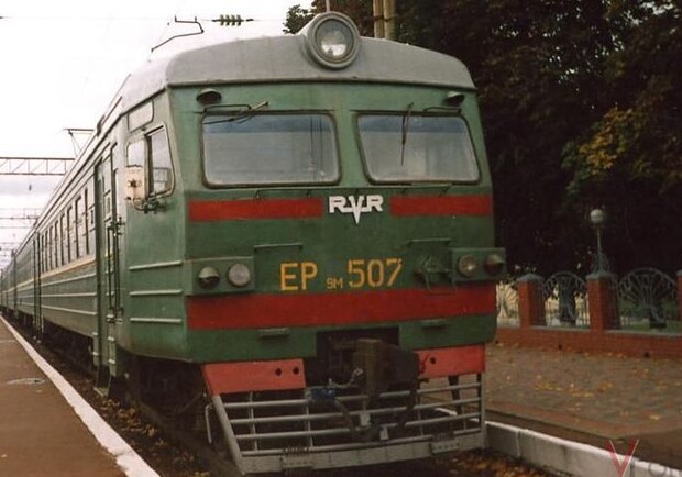Лозовчанина сбил поезд. Фото: vpoltave.info.