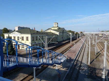 В Лозовой появится мост с шестью лифтами. Фото с сайта «Укрзалізниці».