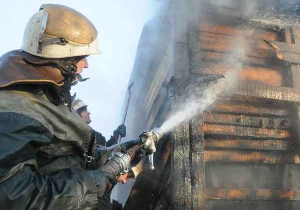 Во время пожара погиб 49-летний  мужчина. Фото с сайта ГТУ МЧС Украины в Харьковской области.