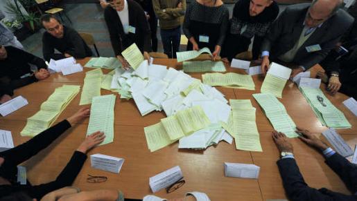В Харькове подсчитали голоса избирателей. Фото: polemika.com.ua.