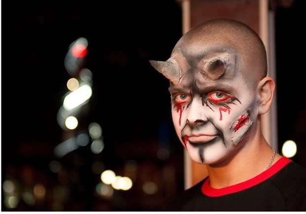 В городе отметили Хэллоуин. Фото с сайта Харьковского горсовета.