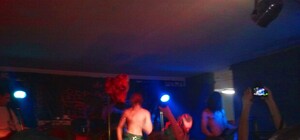 Шоу Психопатов в Запорожье: освежеванная коровья голова на сцене и публичное сожжение креста