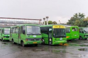 За нарушение прав льготников уволено около 200 водителей автобусов. Фото с сайта Харьковского горсовета.