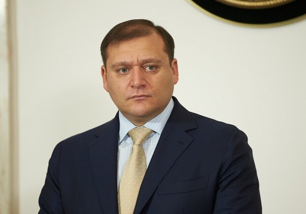 Добкин отметил заслуги Ярославского. Фото с официального сайта ХОГА.