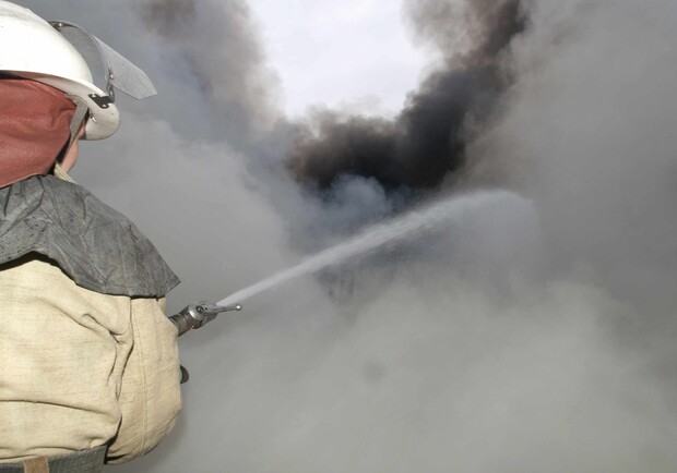 Хозяева услышали запах дыма и сразу вызвали спасателей. Фото с сайта ГТУ МЧС Украины в Харьковской области.