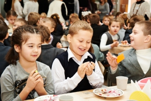 В школах и детсадах изменилась стоимость питания. Фото с сайта Харьковского горсовета.