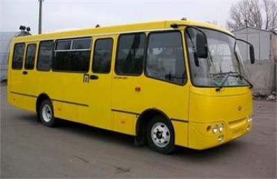 Из-за гололеда автобусы отменили свои маршруты. Фото: fresh.org.ua.