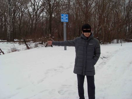 Таджик пытался пробраться через границу. Фото: пресс-служба Харьковского погранотряда.