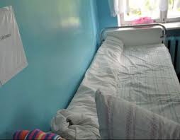 В луганских больницах пустуют койки - решили сокращать