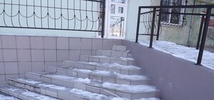 Луганские пандусы и лестницы: осторожно, вход воспрещен!