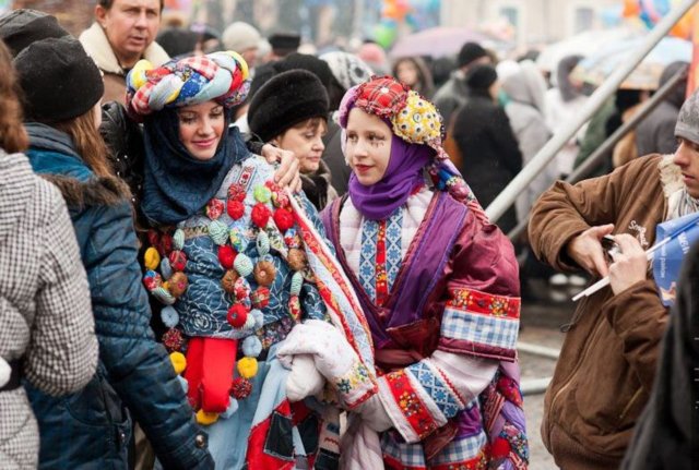 Это будет уже третья  "Масленица на Короповых Хуторах" . Фото с сайта Харьковского городского совета.