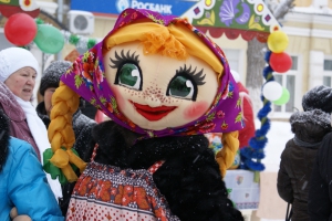 На Масленичной ярмарке на площади Свободы пройдут проводы зимы. Фото с сайта Харьковского горсовета.