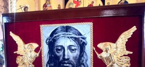 На Луганщину привезли шип от тернового венца Христа Спасителя