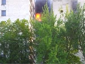 Пожар в общежитии. Скриншот с видео.