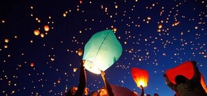 9 мая в небо запустят сотни небесных фонариков