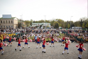 В Харькове планируют установить рекорд на самый массовый флешмоб. Фото с сайта Харьковского горсовета.