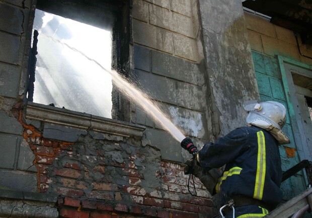 Причина возгорания выясняется. Фото с сайта ГУ ГСЧС Украины в Харьковской области.