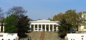 В Севастополе пускали кораблики с Графской пристани