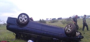 В Крыму легковушка, перевернувшись несколько раз, убила пассажира