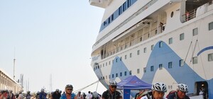 Две сотни немцев катаются на велосипедах по Одессе