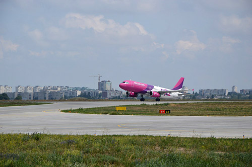 Маршрут Харьков - Кутаиси стал первым направлением Wizz Air из Харькова. Фото: avianews.com
