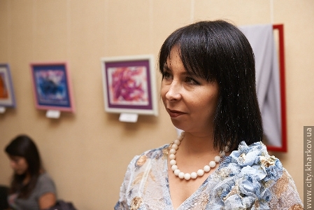 Сегодня художница проведет мастер-класс для всех желающих. Фото: сайт Харьковского городского совета.