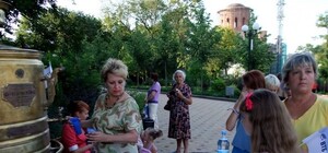 Фоторепортаж: как жители Донецка отгуляли День Металлурга