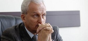 Мэру Феодосии, в которого стреляли ночью, ищут доноров крови