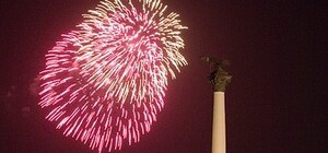 В Севастополе отгремел салют ко Дню Независимости