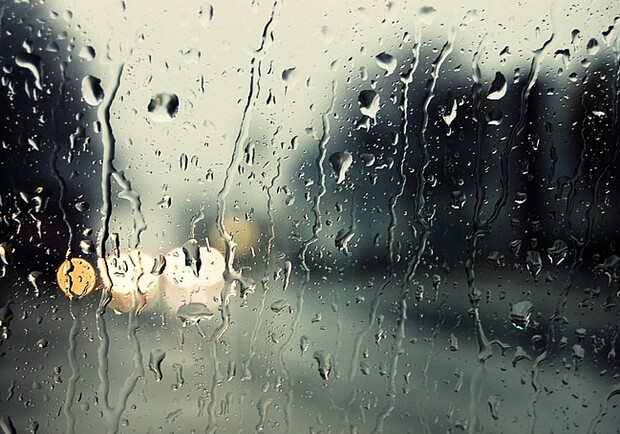Дождливые дни напоминают о скором наступлении осени. Фото: blogs.privet.ru.