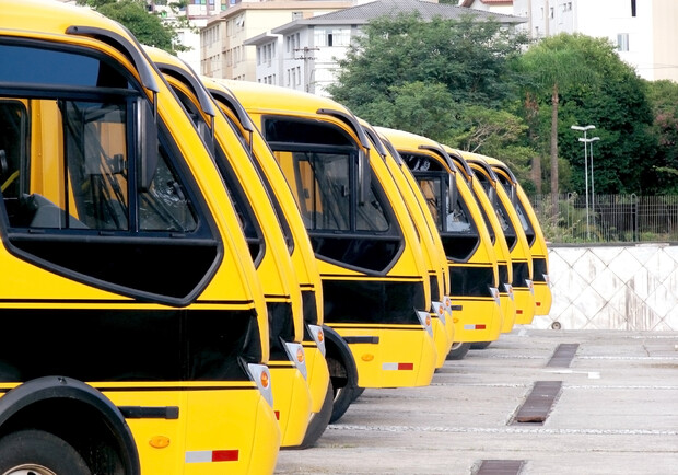 Новый автобус повезет людей на Сахновщину. Фото: sxc.hu.