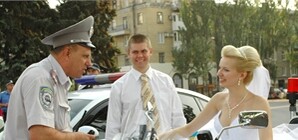 В Донецке свадебный ажиотаж - в РАГСах все забито