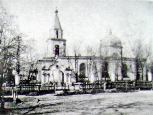 На земле, выделенной горсоветом, до революции тоже была церковь. Фото: Википедия.