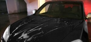 Неуловимые мстители: депутату облили краской 4 машины