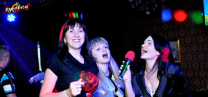 Присоединяйся к поющей тусовке - не заскучаешь!