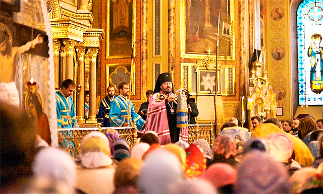 Новость - События - В Харьков привезли десницу великомученика Георгия Победоносца