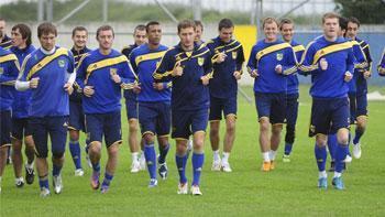 Даже сегодня вечером харьковские футболисты будут активно тренироваться. Фото с сайта metallist.kharkov.ua
