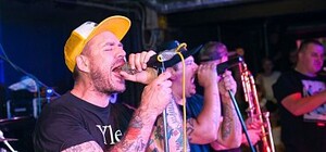 Спеши попасть на концерт: Ляпис Трубецкой сегодня выступит на Евромайдане