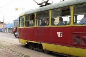 Сложности возникнут с трамваями в районе универмага "Харьков". Фото с сайта городского совета. 