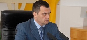 Министр продает свой большой дом и питомник для болонок в Донецке