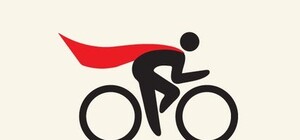 В Одессе волонтеры – велосипедисты начали провожать девушек домой