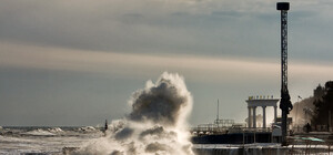 В Крыму на три дня объявили штормовое предупреждение