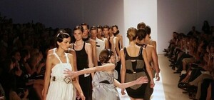 Сколько зарабатывают модели в Донецке?