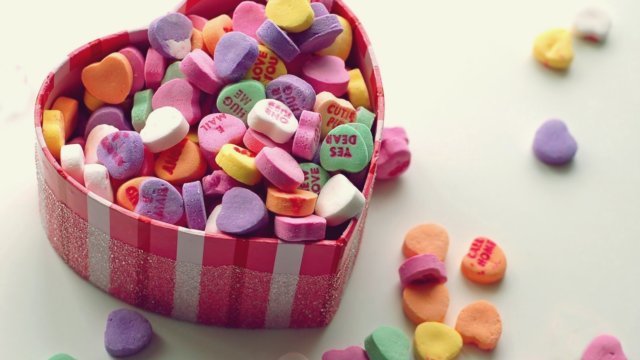 Новость - Досуг и еда - Пора задуматься: ТОП-10 недорогих подарков девушке на День Святого Валентина